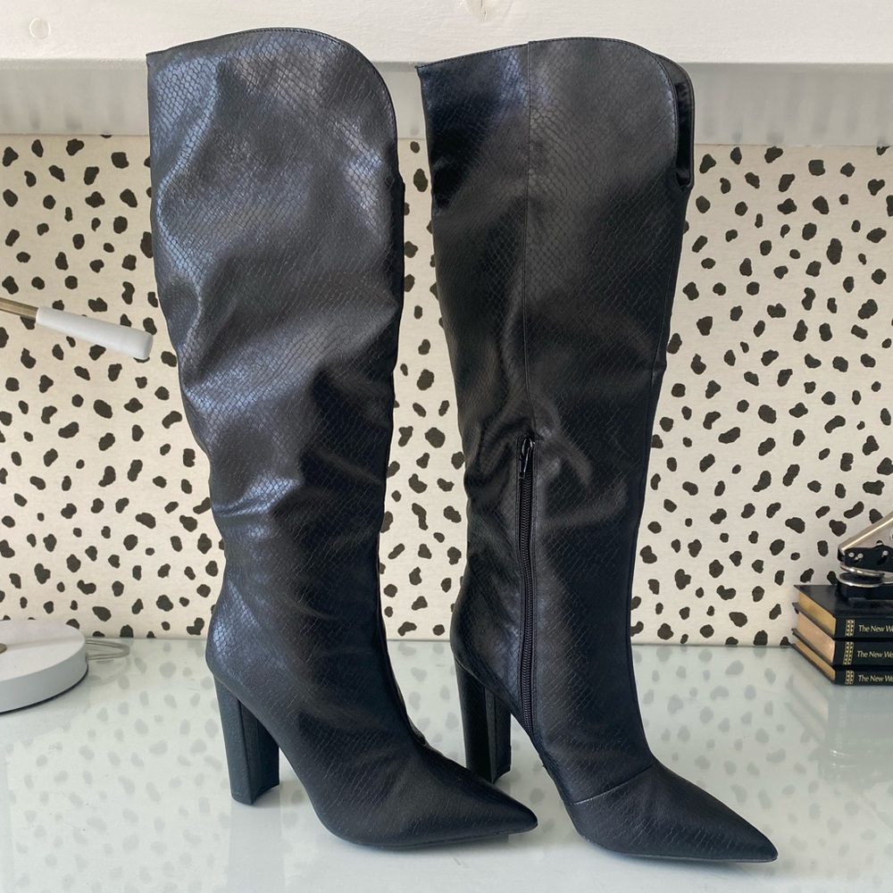 Public Desire high heel Cowboy- style boot